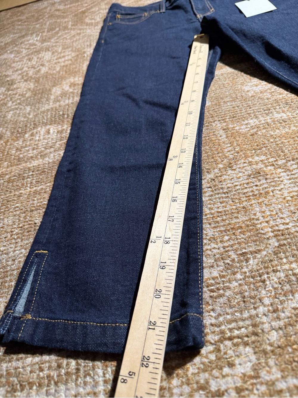 Gap x Victoria Beckham Low Rise Capri Jeans - Picture 3 of 5